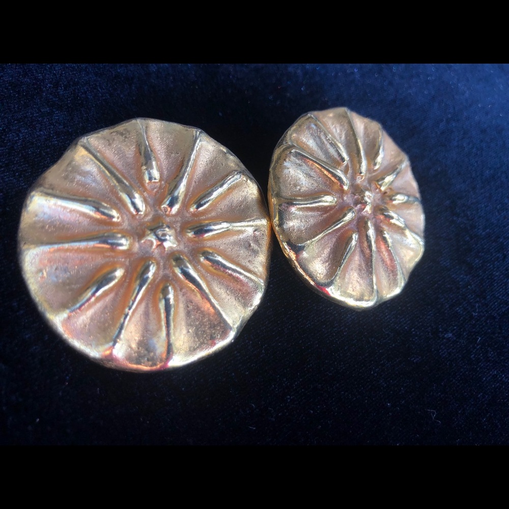 Gold textured clip-on earrings